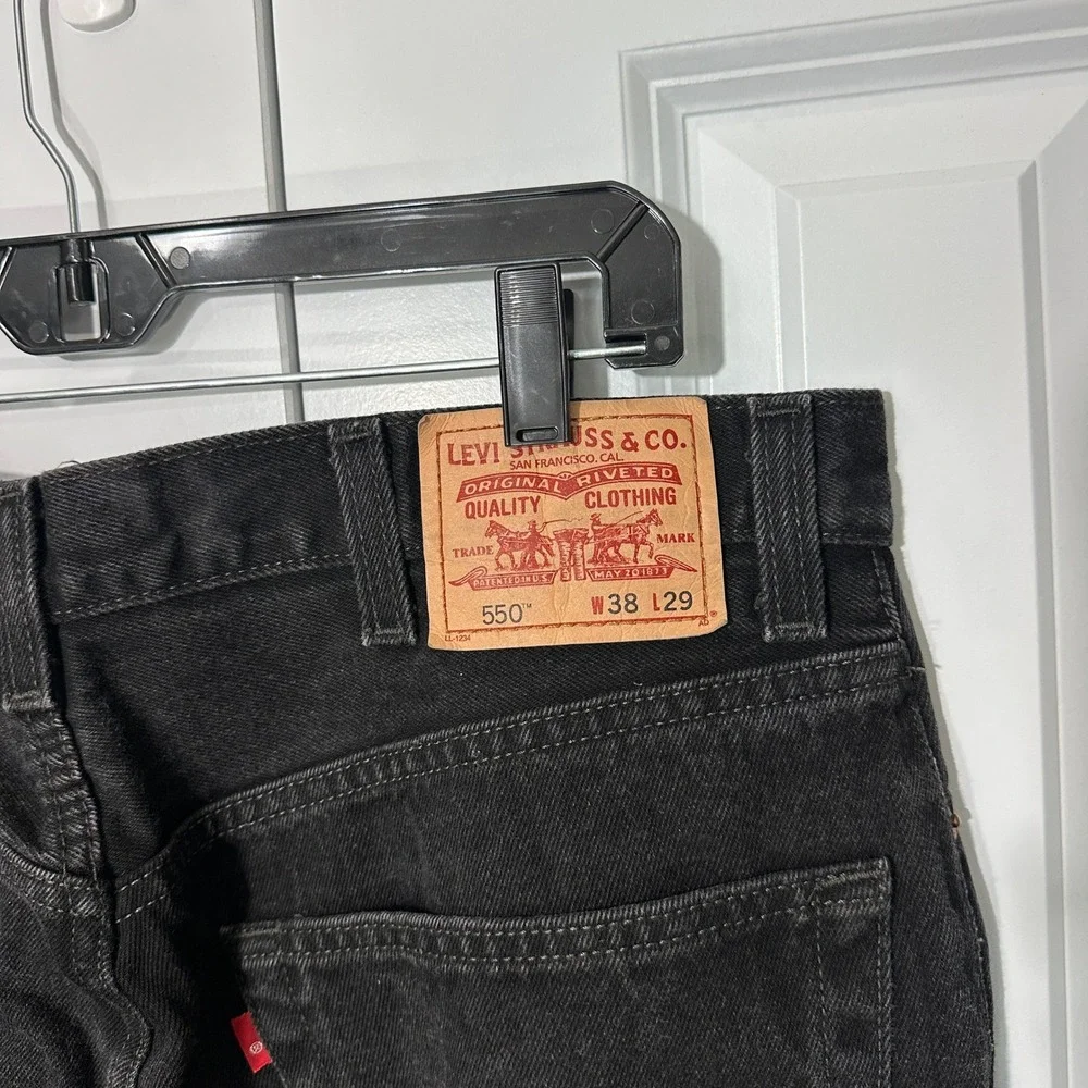 Levi's 550 Relaxed Fit Jeans Mens 38x29 Black Tapered Leg Denim Pants Grunge